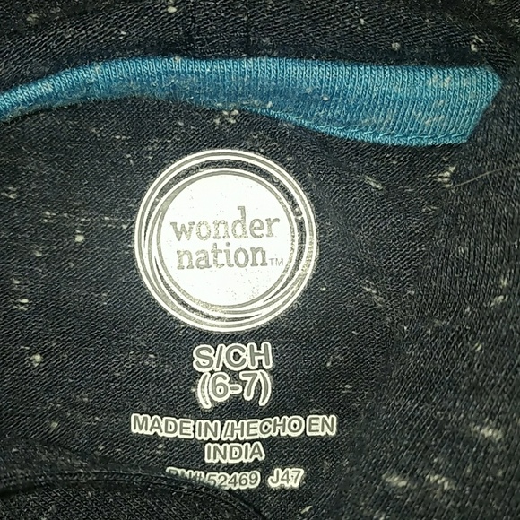 Boys small 6/7 - Picture 3 of 8